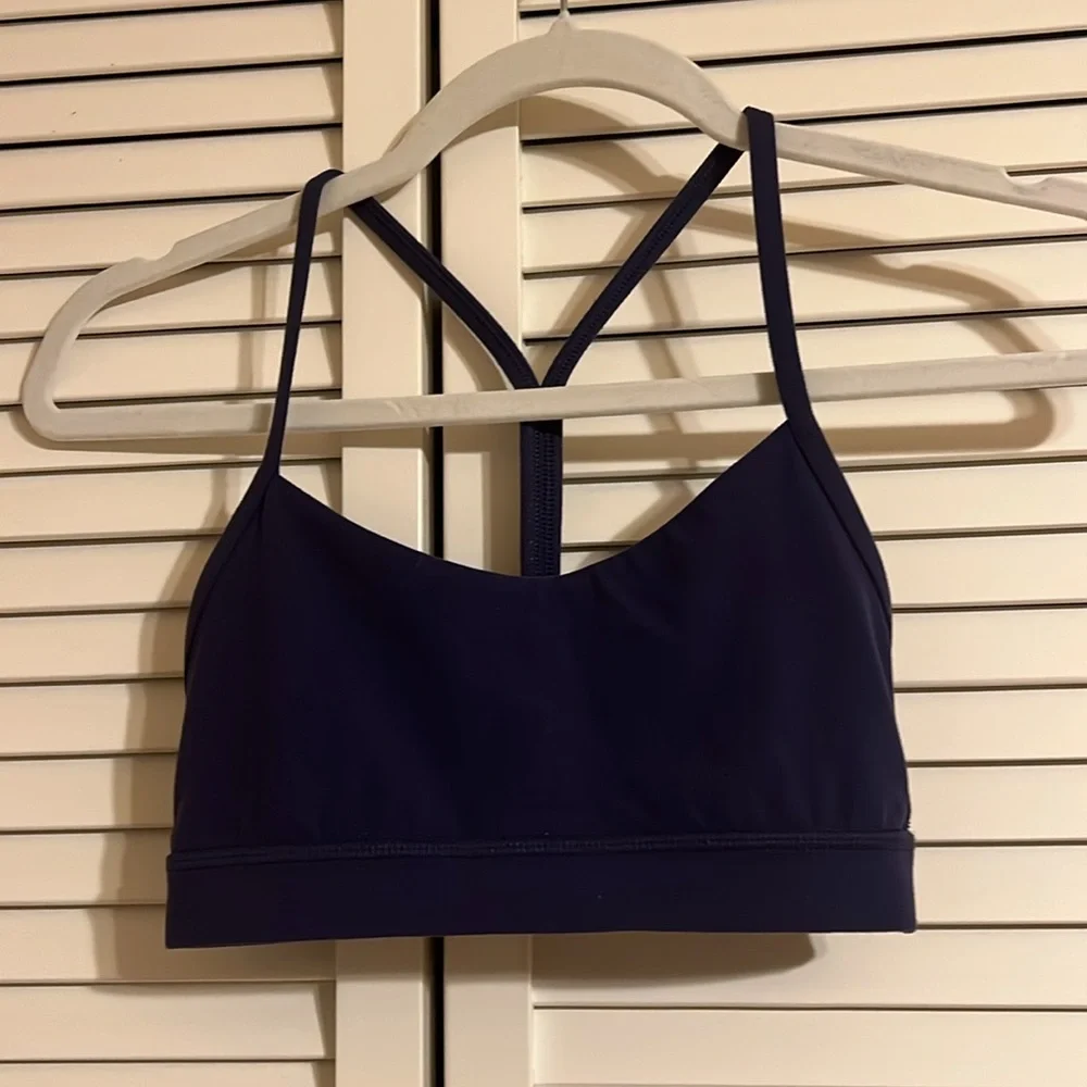 Lululemon Flow Y Nulu Bra Light Support, A–C Cups size 2 - Picture 5 of 8